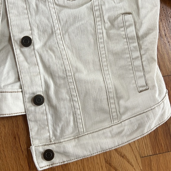 Garnet Hill Stretch Denim Crop Jacket, Size 10 - Picture 5 of 8